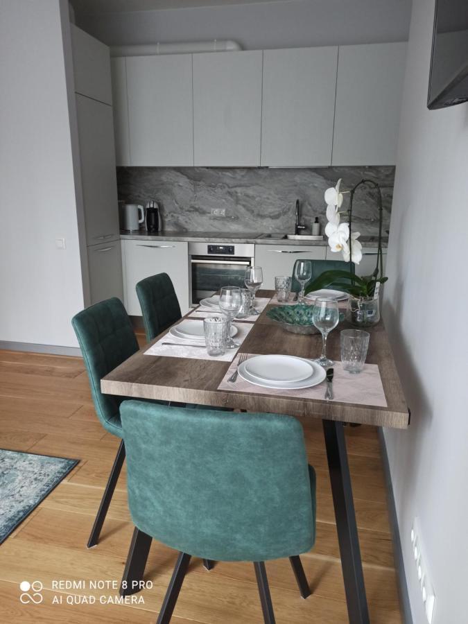 New Big Loft Apartments Jurmala With Free Secured Parking المظهر الخارجي الصورة