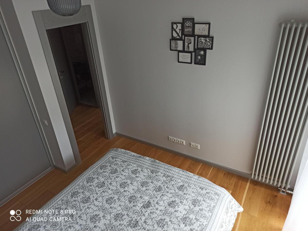 New Big Loft Apartments Jurmala With Free Secured Parking المظهر الخارجي الصورة